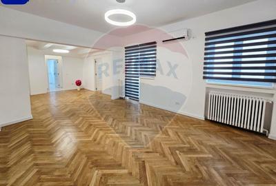 Apartament 4 camere de închiriat – Bd. Unirii / Str. Vulturilor 25 - 1