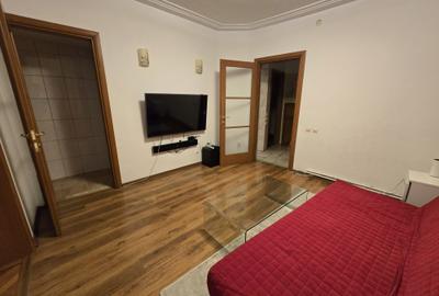 Inchiriere Apartament 3 Camere, loc parcare,  mobilat 90MP , 5 Min Gara de Nord - 1