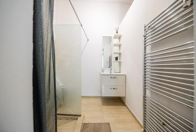 Casa pretabila pentru diferite activati, situata in zona Centrala - 8