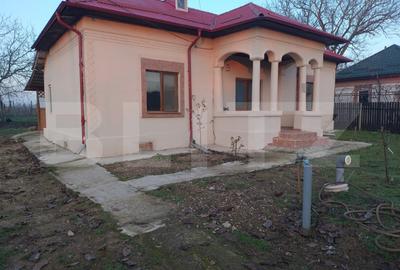 Casă individuală cu 3 camere în Exterior Sud