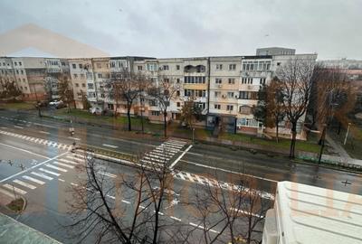 Apartament 3 camere, vedere bilaterala – Zona Trocadero, Constanta - 1