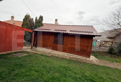 Casă de vânzare – proprietate generoasă 2.285 m² teren, 230.000 euro - 5