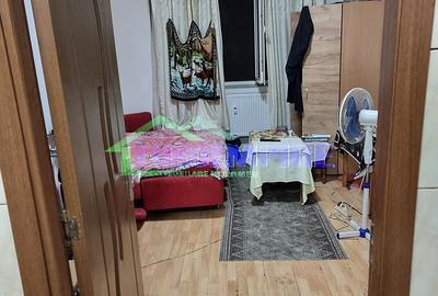 Garsonieră semidecomandată în Far