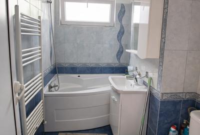 Apartament cu 2 camere, etajul 3/4, zona Podu Ros - 7
