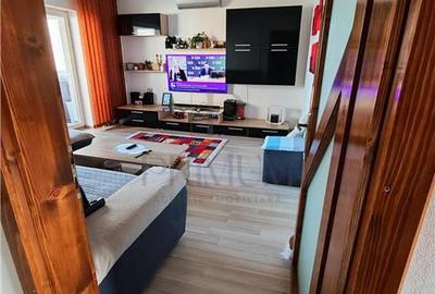 Apartament cu 3 camere decomandat, mobilat în Complex Studențesc