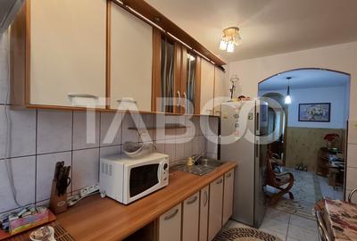 Apartament 3 camere de vanzare decomandat 58 mp zona Valea Aurie Sibiu - 8