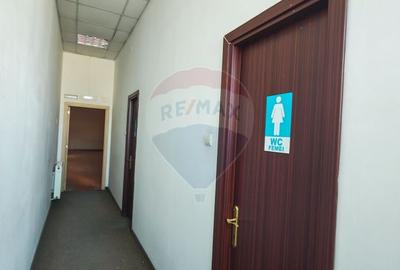 Spațiu de birouri de 2,100mp de închiriat - 14