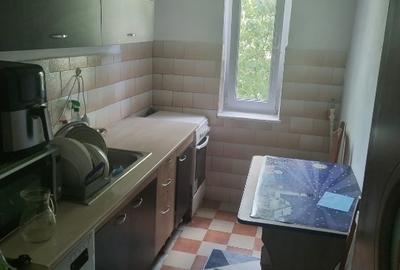 Vând apartament  semidecomandat - 5
