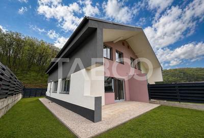 Casa tip duplex 4 camere si curte generoasa de vanzare in Tauti - 1