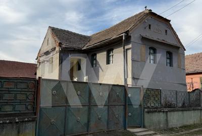 Casă individuală cu 2 camere în Veseud (Slimnic)