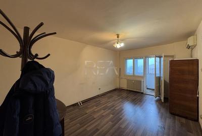 Apartament cu 4 camere decomandat în Turda