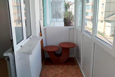 Apartament 2 camere, etaj 2, cu boxa in proprietate, zona Sc.nr.2- Asirom - 9