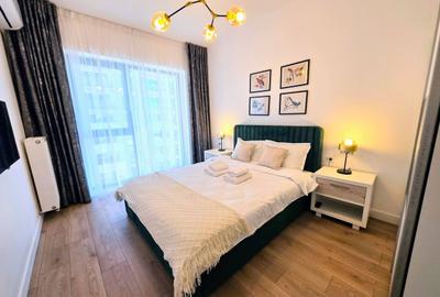 Apartament cu 3 camere semidecomandat în Baza 3