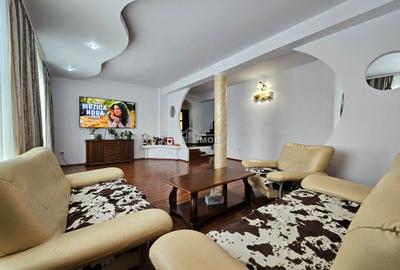 Casă cu 5 camere în Micro 3