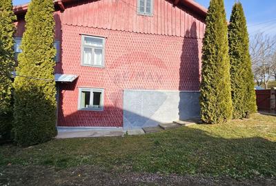 Casă / Vilă cu 3 camere de vânzare-Cacica-Suceava - 22