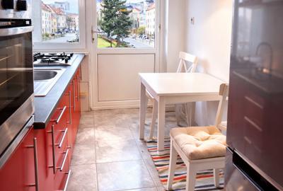 Apartament 2 camere ultracentral, Piata Mihai Viteazu,vedere spre statuie - 1