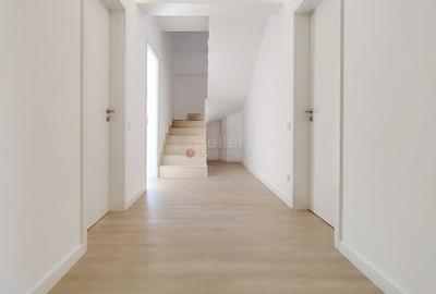 Penthouse Imobil Nou- zona Carpatilor - 3