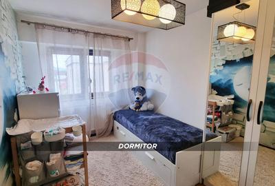 ULTRACENTRAL  DE VANZARE Apartament cu 3 camere - 5