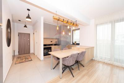 Apartament cu 3 camere semidecomandat, mobilat în Pipera