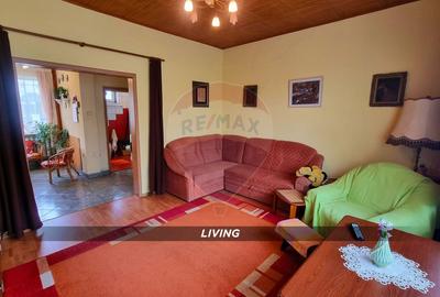 Comision 0% – Casa ultracentrala, liniștita, cu garaj - 2