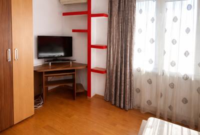 Apartament cu 2 camere, etajul 3/4, zona Podu Ros - 2