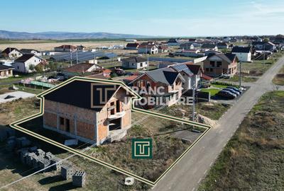 Casă la roșu cu 5 camere în Aluniș, județul Arad – ideală pentru o familie! - 1