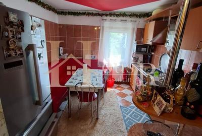 Langa Scoala 30. Bloc anvelopat. Bucatarie Spatioasa. - 3