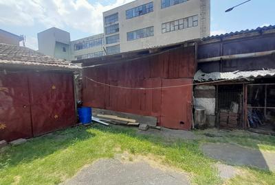 Apartament la casă cu 2 camere, suprafață utilă 64 mp, zona centrală - 11