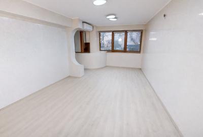 CAPITOL - B-dul. Mamaia - Apartament cu 4 camere si terasa de 80 mp. - 8