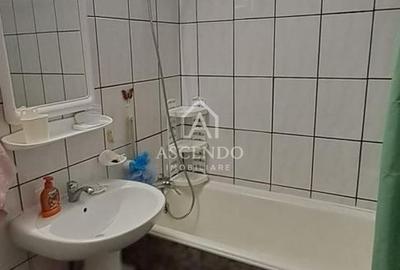 Apartament 3 Camere de Închiriat Gorjului Sector 6 | Parcare | 650 EUR - 14