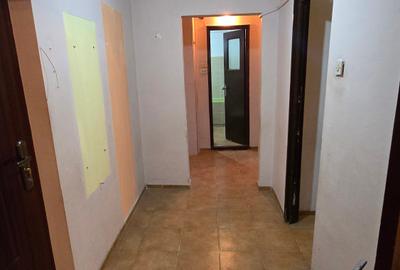 Calea Rahovei. Sector 5. Bloc 1986 | Etaj 3/4 | Centrală proprie - 7
