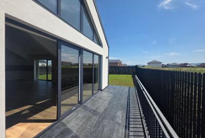 Vand casa noua pe parter in Izvor Tarlungeni, 500 mp teren si finisaje premium - 3