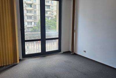 Bulevardul Magheru, Piața Romană - 8