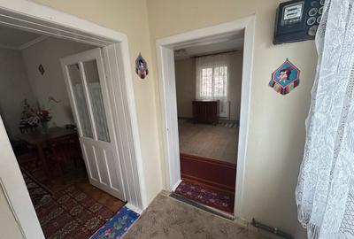 Casa individuală 72 mp | teren 719 mp| zona Schit - 6