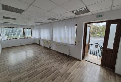 Spațiu comercial, pretabil birouri - 2