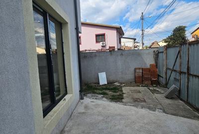 Vanzare casa Parter + 2Etaje - 6 camere - zona Antiaeriana - 3