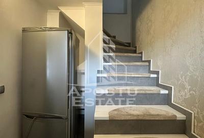 Casa individuala cu 4 camere,2 bai,mobilata,Calea Lipovei - 10