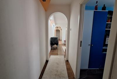 Oportunitate! Apartament cu 4 camere - etaj intermediar - zona Dacia - 3