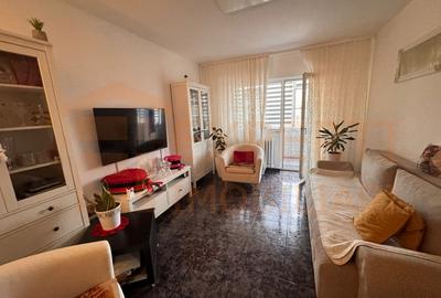 Apartament cu 2 camere decomandat în Tomis I