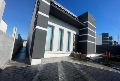 Casă individuală cu 4 camere în Berceni