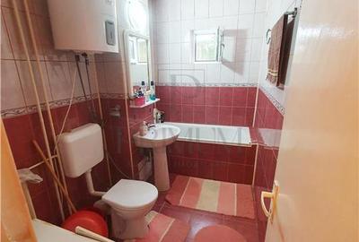 GIROCULUI - 3 CAM - DECOMANDAT  - 2BAI - SPATIOS - BLOC ANVELOPAT - ZONA LINISTI - 15