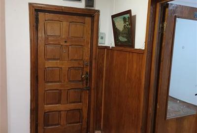 Apartament 2 camere  Podu Roș (lângă Palas) - 4