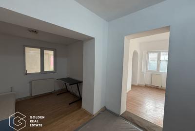 Casa pretabila pentru uz comercial/rezidential, teren 290 mp,  zona Cocorilor - 9