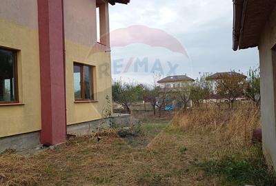 Vanzare Casă / Vilă 5 camere Saftica Primarie - 17