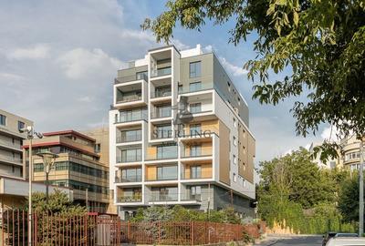 Floreasca - 3 camere cu vedere libera spre parc - 150 mp - 18