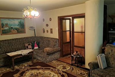 Apartament cu 3 camere decomandat, mobilat în Griviței