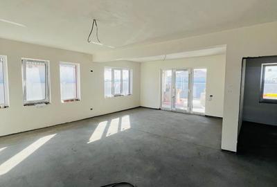 Casa finisata la cheie cu 5 camere in localitatea Santandrei - 2