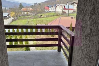 Vila de vacanta cu 4 camere de vanzare in Valea Doftanei - 36