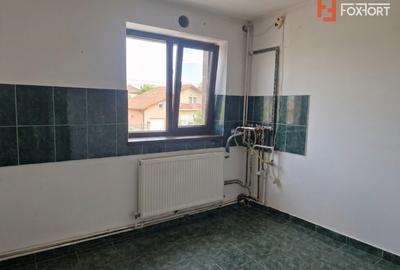 Spatiu comercial cu 16 incaperi - zona Mehala - 21
