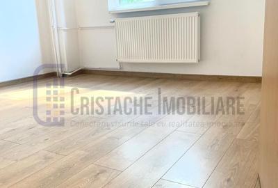 Renovat, centrala proprie, parcare & acces metrou P-ta Muncii - 4